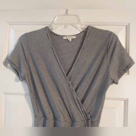 WOMEN'S Navy & White Striped ROLLER COASTER V-Neck Dress MEDIUM - Picture 2 of 6